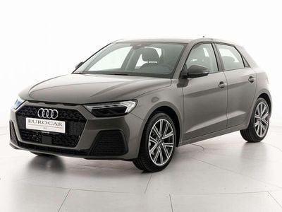 Nuova Audi A1 Sportback Business 116 CV (85 kW) 2025 Grigio chronos metallizzato ne Utilitaria