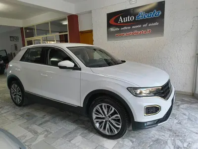 Usata VW T-Roc Advance 116 CV (85 kW) 2020 Bianco SUV