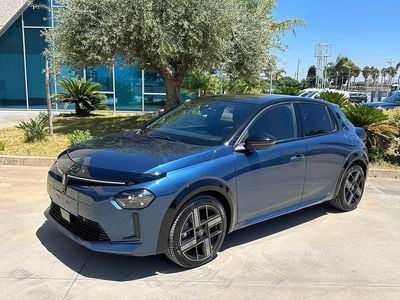 Usata Lancia Ypsilon 61 kW (84 CV) 2024 Blu Utilitaria