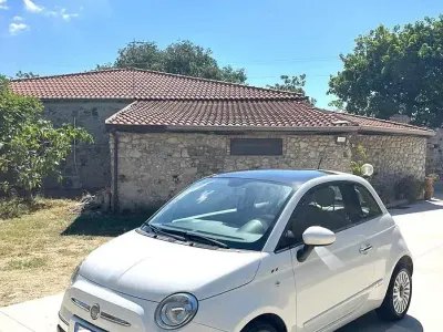 Begagnad Fiat 500 75 HK (55 kW) 2010 Brun Sedan