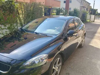 Usata Volvo V40 Kinetic 120 CV (88 kW) 2017 Berlina