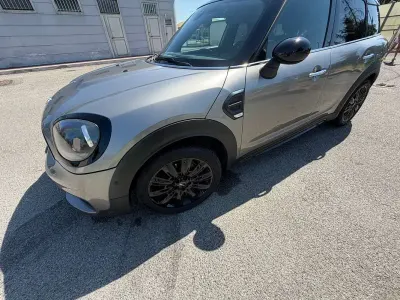 Usata Mini Cooper D Countryman Business 150 CV (110 kW) 2018 Grigio SUV