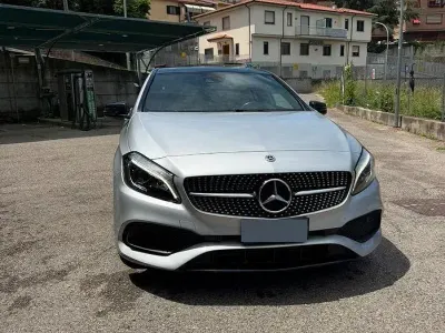 Usata Mercedes A180 Executive 109 CV (80 kW) 2018 Grigio Berlina
