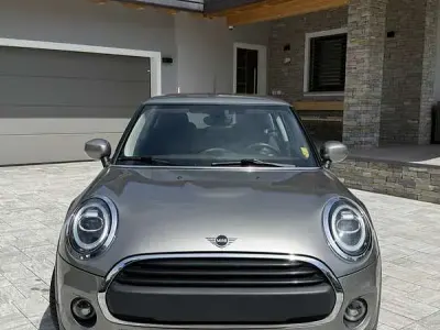 Usata Mini ONE 102 CV (75 kW) 2020 Grigio Utilitaria