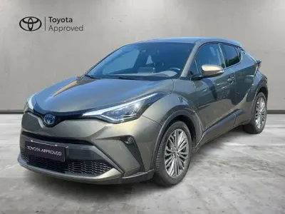 Usata Toyota C-HR Lounge 122 CV (89 kW) 2022 Grigio SUV