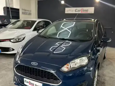 Gebraucht Ford Fiesta 95 PS (69 kW) 2016 Blau Kleinwagen