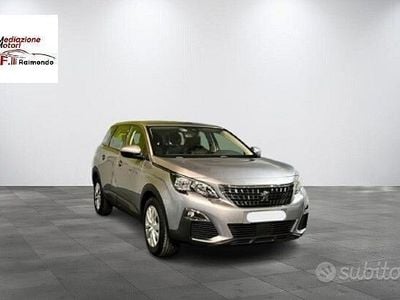 Usata Peugeot 5008 Business-Line 130 CV (95 kW) 2020 Grigio SUV