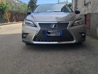 Usata Lexus CT200h
