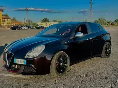 Usata Alfa Romeo Giulietta 105 CV (77 kW) 2010 Nero Utilitaria
