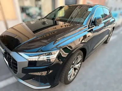 Usata Audi Q8 286 CV (210 kW) 2022 Nero SUV