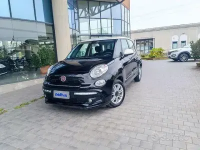 Usado Fiat 500L Pop Star 120 CV (88 kW) 2017 Negro Monovolumen