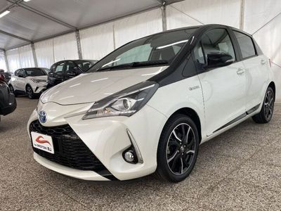 usata Toyota Yaris Hybrid 1.5 Hybrid 5 porte Trend 'White Edition'