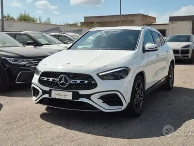 Usata Mercedes GLA200 Premium 150 CV (110 kW) 2024 Bianco SUV
