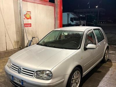 Usata VW Golf IV 130 CV (95 kW) 2001 Berlina