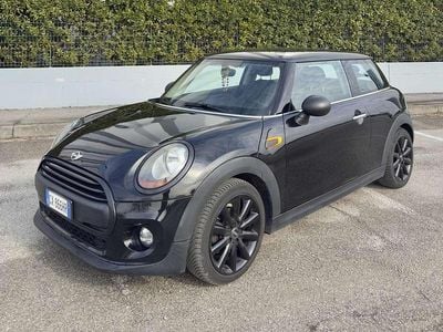 Usata Mini ONE 75 CV (55 kW) 2016 Nero Utilitaria