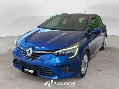 Usata Renault Clio V Intens 140 CV (102 kW) 2022 Blu Berlina