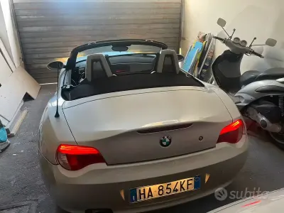 Usata BMW Z4 150 CV (110 kW) 2006 Grigio Cabrio