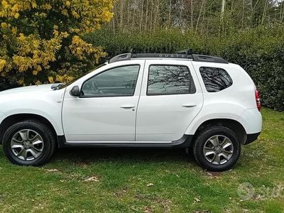 Usata Dacia Duster 2015 Bianco SUV