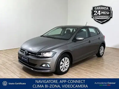 Usata VW Polo Comfortline 80 CV (58 kW) 2020 Limestone grey Utilitaria