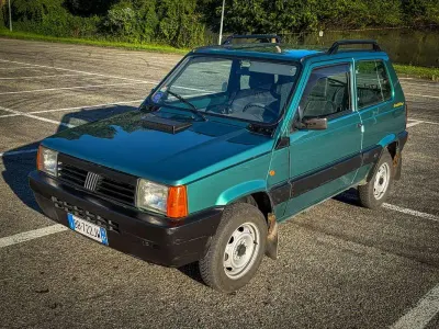 Usata Fiat Panda 4x4 Trekking 54 CV (39 kW) 1999 Verde Utilitaria