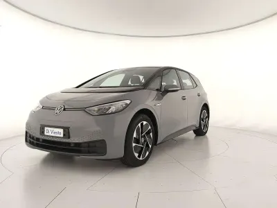 Usata VW ID.3 Pro Performance 69 kW (95 CV) 2023 Moonstone grey nero Utilitaria