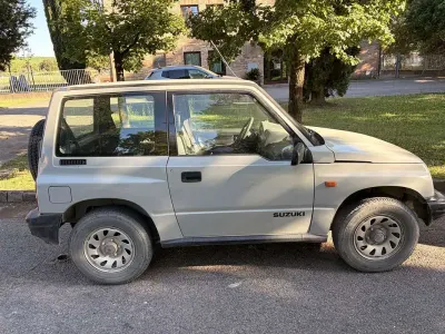 Usata Suzuki Vitara 68 CV (50 kW) 1996 SUV