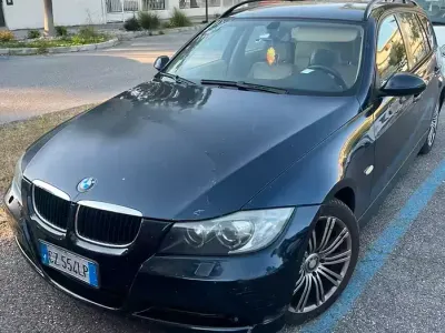 Usata BMW 320 163 CV (119 kW) 2005 Blu Station wagon