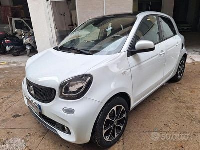 Bianco Usata 2016 Smart ForFour Passion Utilitaria | 8500 € (Buon prezzo)