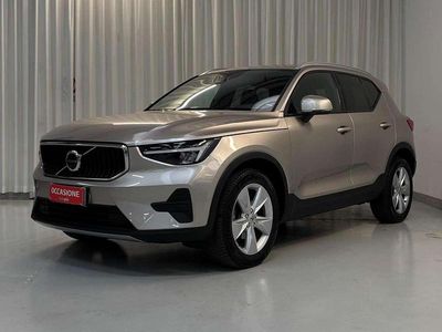 Usata Volvo XC40 Core 129 CV (94 kW) 2022 Bright dusk metallizzato SUV