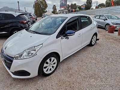 Usata Peugeot 208 Access 67 CV (49 kW) 2016 Bianco Utilitaria