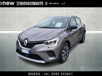 Usata Renault Captur Equilibre 91 CV (66 kW) 2023 Grigio scuro SUV