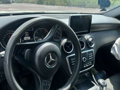 Mercedes GLA180