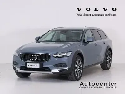 Usata Volvo V90 CC Core 250 CV (183 kW) 2023 Grigio Station wagon