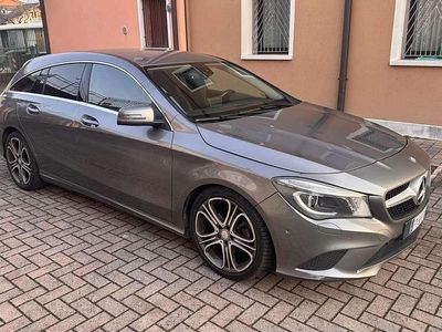 Usata Mercedes CLA220 Shooting Brake Premium 177 CV (130 kW) 2015 Grigio Station wagon