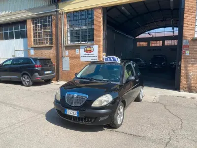 Usata Lancia Ypsilon 80 CV (58 kW) 2006 Nero Utilitaria