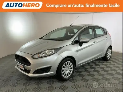 Occasion Ford Fiesta 75 ch (55 kW) 2017 Gris Citadine