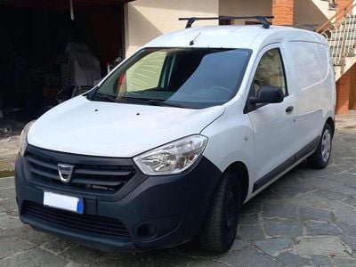 Usata Dacia Dokker Ambiance 83 CV (61 kW) 2016 Bianco Monovolume