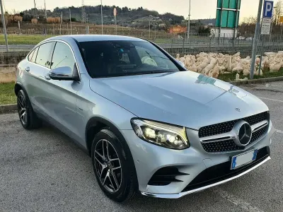 Usata Mercedes GLC350 211 CV (155 kW) 2017 Argento SUV