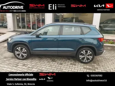 Usata Seat Ateca 4Drive 150 CV (110 kW) 2022 Blu/azzurro SUV