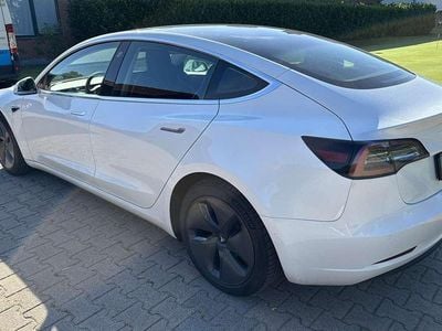 Bianco Usata 2019 Tesla Model 3 Standard Range Berlina | 24.000 € (Cara)