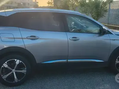 Usata Peugeot 3008 Allure 131 CV (96 kW) 2018 Grigio SUV