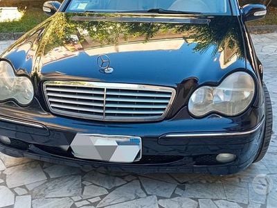 Usata Mercedes C220 2001 Blu Berlina
