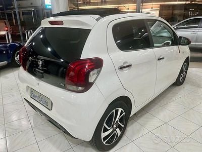 Usata Peugeot 108 Roland Garros 69 CV (50 kW) 2016 Bianco Utilitaria