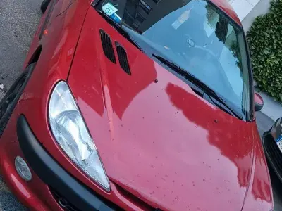Usata Peugeot 206 60 CV (44 kW) 1999 Rosso Utilitaria