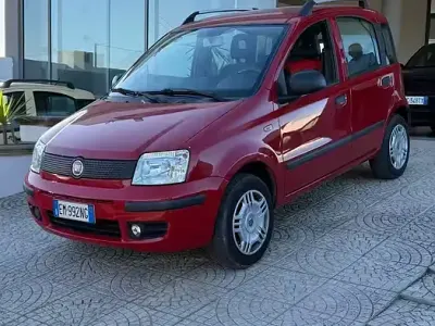 Usata Fiat Panda 77 CV (56 kW) 2012 Rosso Utilitaria