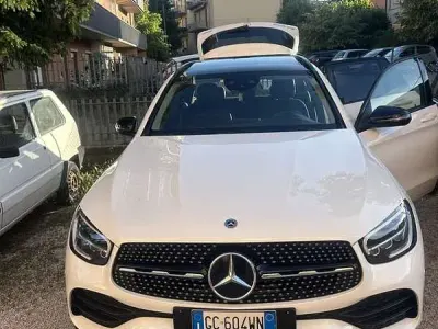 Usata Mercedes GLC300 194 CV (142 kW) 2021 SUV