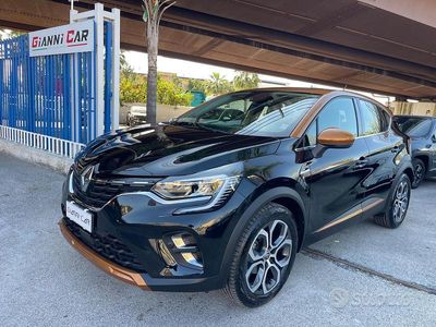 Usata Renault Captur Intens 115 CV (84 kW) 2020 Nero SUV