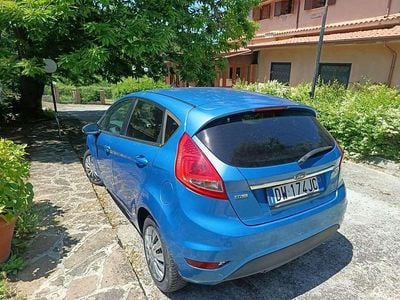 Usata Ford Fiesta Titanium 80 CV (58 kW) 2008 Blu/azzurro Utilitaria
