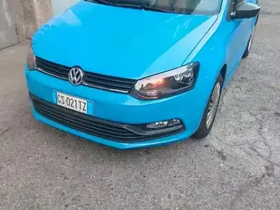 Usata VW Polo 60 CV (44 kW) 2015 Bluazzurro Berlina