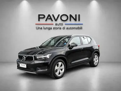 Usata Volvo XC40 Momentum 129 CV (94 kW) 2021 Nero SUV